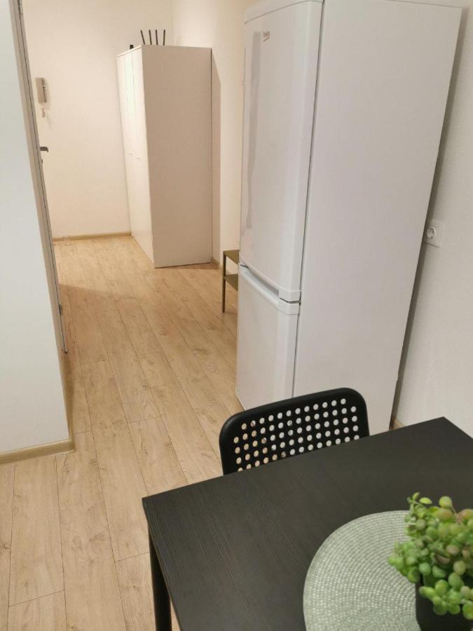 Modern Studio Debreceno, Self-Check-In, Free Parking ไคลเพดา ภายนอก รูปภาพ